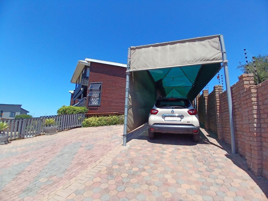 5 Bedroom Property for Sale in De Bakke Western Cape